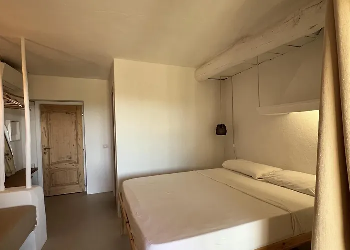 Domomea Porto Cervo 3*